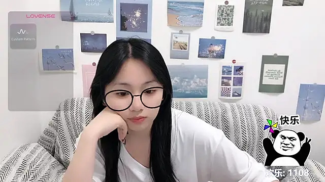 Snapshot of LiLiYbaby chatting on September 19, 6:17 am LiLiYbaby online show from September 19, 6:17 am