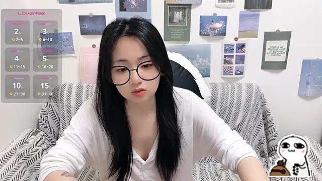 LiLiYbaby online show from April 10, 6:42 am