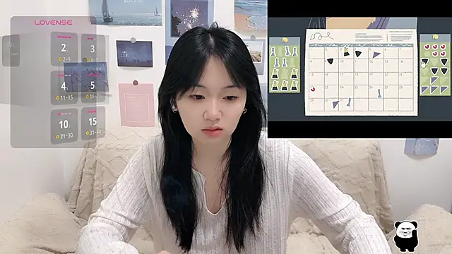 Snapshot of LiLiYbaby chatting on October 16, 6:43 am LiLiYbaby online show from October 16, 6:43 am