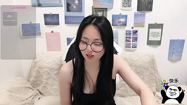 LiLiYbaby online show from February 1, 6:33 am