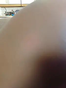 MelaninBear online show from March 10, 6:05 am