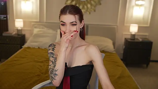 Magnetic Mia  online show from March 28, 11:17 pm