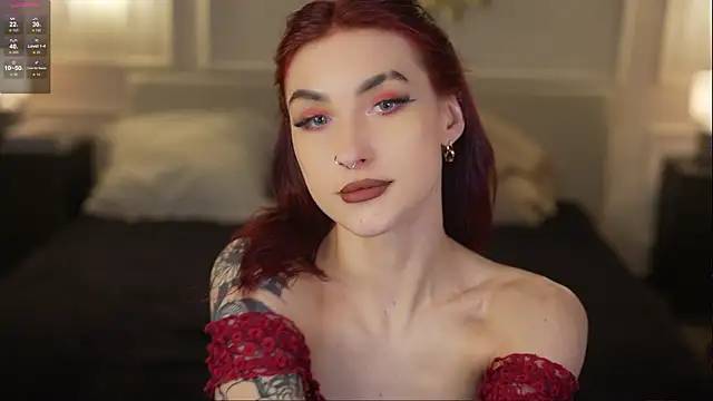 Magnetic Mia  online show from April 12, 11:52 pm