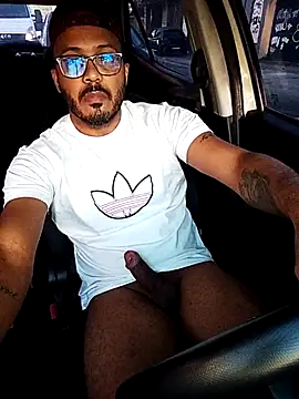 Snapshot of johnwalkerRjts chatting on March 26, 10:57 am johnwalkerRjts online show from March 26, 10:57 am