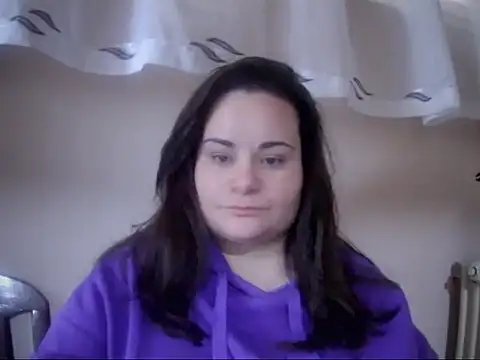 Snapshot of AalinnaK chatting on February 25, 2:39 pm AalinnaK online show from February 25, 2:39 pm