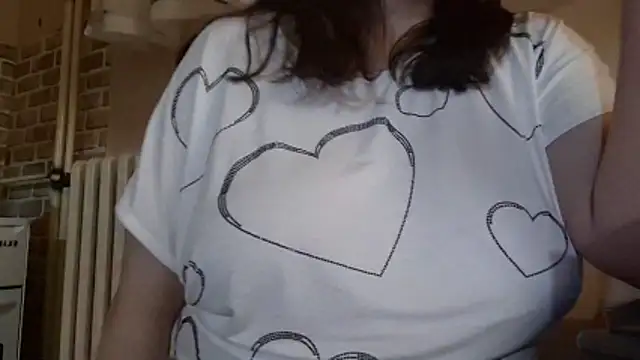 AalinnaK online show from November 19, 12:16 pm