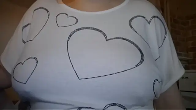 AalinnaK online show from January 10, 12:06 am