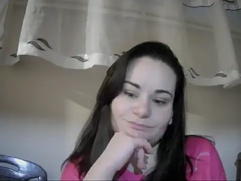Snapshot of AalinnaK chatting on February 6, 3:52 pm AalinnaK online show from February 6, 3:52 pm