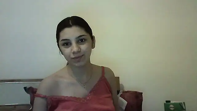 Snapshot of Ahotkittyxxx chatting on October 25, 5:39 am Ahotkittyxxx online show from October 25, 5:39 am