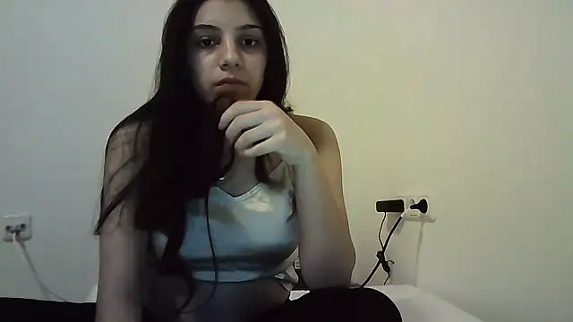 Snapshot of Ahotkittyxxx chatting on November 12, 7:40 pm Ahotkittyxxx online show from November 12, 7:40 pm