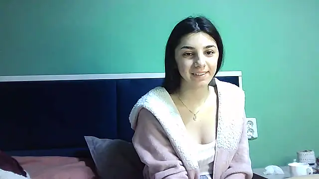 Snapshot of Ahotkittyxxx chatting on January 7, 5:22 am Ahotkittyxxx online show from January 7, 5:22 am