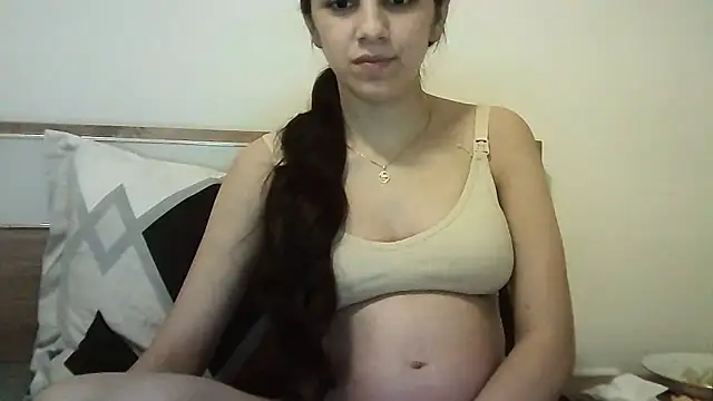 Snapshot of Ahotkittyxxx chatting on October 26, 8:20 pm Ahotkittyxxx online show from October 26, 8:20 pm