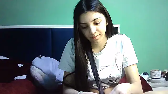 Snapshot of Ahotkittyxxx chatting on December 28, 10:58 am Ahotkittyxxx online show from December 28, 10:58 am