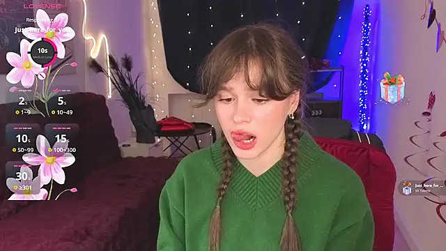 Emillias online show from March 4, 2:03 pm