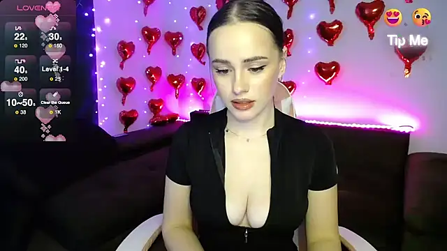 Snapshot of Emillias chatting on March 15, 2:45 pm Emillias online show from March 15, 2:45 pm