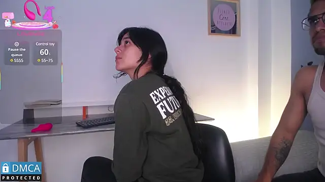 Snapshot of floriamANDjazmin chatting on March 20, 3:13 am floriamANDjazmin online show from March 20, 3:13 am