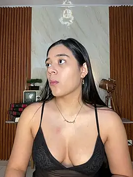 floriamANDjazmin online show from July 15, 3:02 am