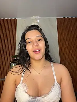 Snapshot of floriamANDjazmin chatting on July 17, 3:04 am floriamANDjazmin online show from July 17, 3:04 am