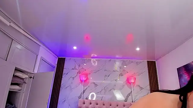 AuroraDiaz online show from December 17, 7:52 pm