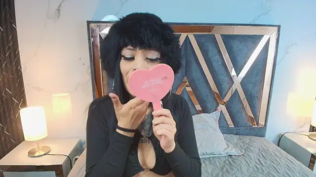 AuroraDiaz online show from April 13, 11:36 am