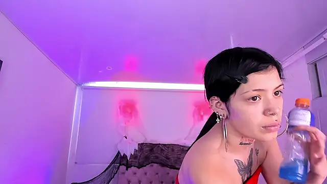 AuroraDiaz online show from October 25, 7:25 pm