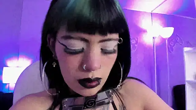 AuroraDiaz online show from March 7, 12:32 pm