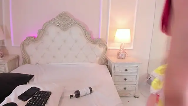 SamanthaPierce online show from November 23, 12:48 pm