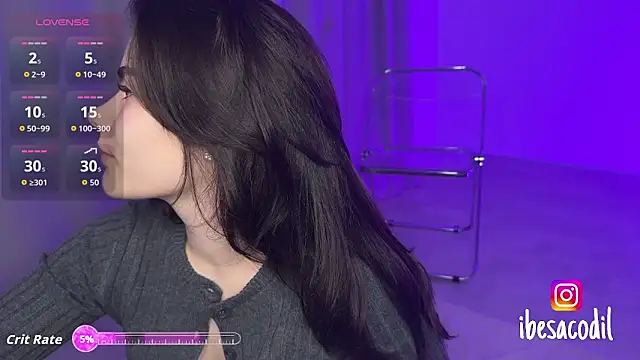 adriana allien online show from December 5, 8:50 pm