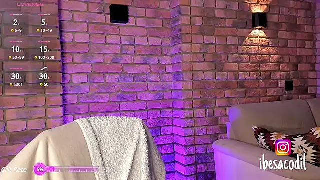 Snapshot of adriana_allien chatting on January 20, 10:48 pm adriana allien online show from January 20, 10:48 pm