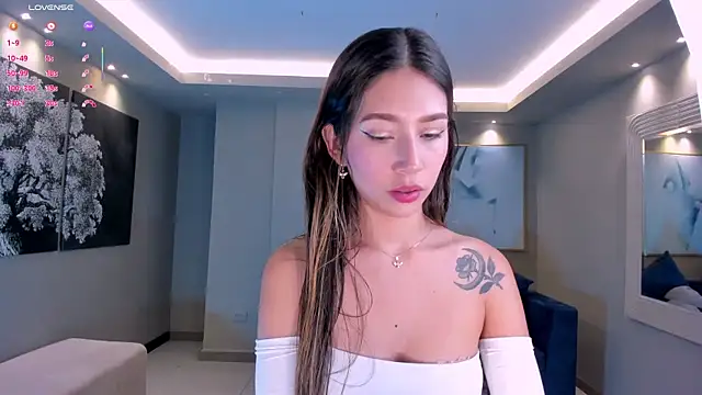 TaraLawrence online show from January 17, 3:43 am