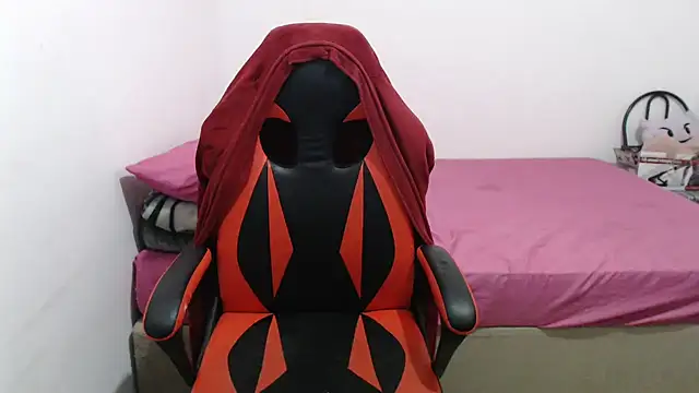 madelyn30 online show from March 24, 9:59 pm