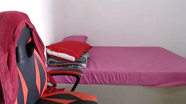 madelyn30 online show from February 22, 1:02 pm