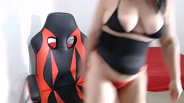 madelyn30 online show from January 31, 7:12 pm