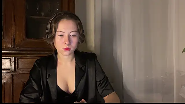 Snapshot of misswishh_ chatting on January 26, 7:20 pm misswishh online show from January 26, 7:20 pm