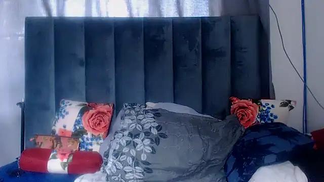 BustyWendyXXX47 online show from January 8, 4:13 pm