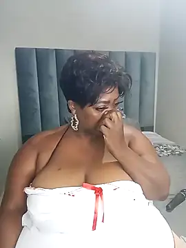 Snapshot of BustyWendyXXX47 chatting on February 11, 6:19 am BustyWendyXXX47 online show from February 11, 6:19 am