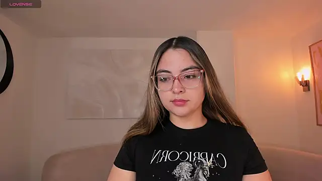 AllisonRogersX online show from June 9, 11:11 am