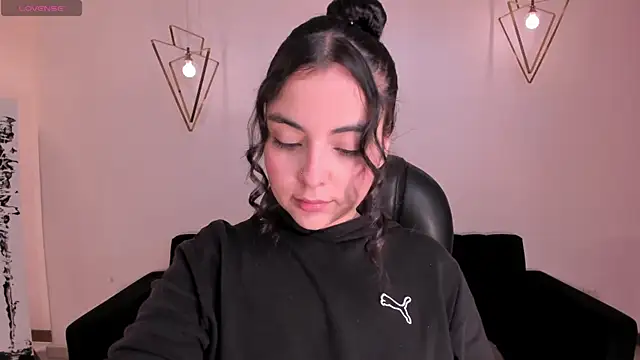 AllisonRogersX online show from September 18, 3:31 am