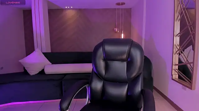 AllisonRogersX online show from November 25, 2:45 am