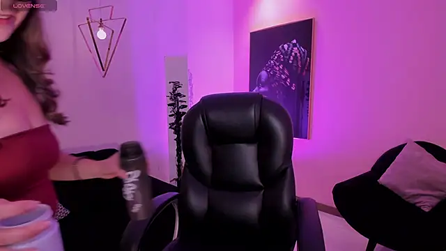 AllisonRogersX online show from March 14, 3:23 am