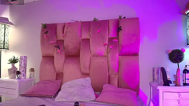 SweetBonniie online show from October 24, 11:53 am