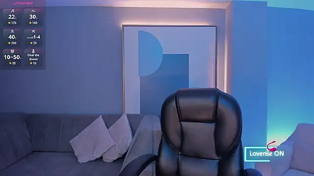 Snapshot of MaddisonLowe chatting on November 8, 4:38 am MaddisonLowe online show from November 8, 4:38 am