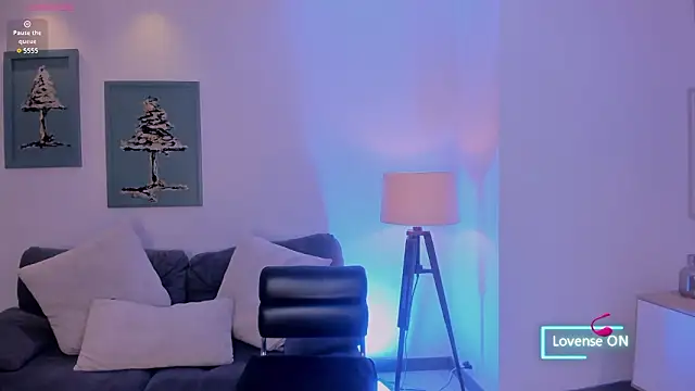 MaddisonLowe online show from February 28, 5:34 pm