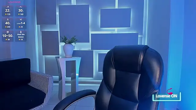 MaddisonLowe online show from March 9, 8:56 pm