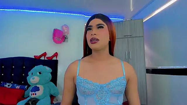 Hellen moons   online show from October 25, 2:07 pm