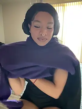 Snapshot of afavoredangel chatting on February 20, 10:01 pm afavoredangel online show from February 20, 10:01 pm