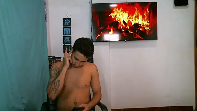 JacobandChloee online show from February 19, 8:17 pm