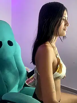  18 laura online show from December 7, 3:20 am