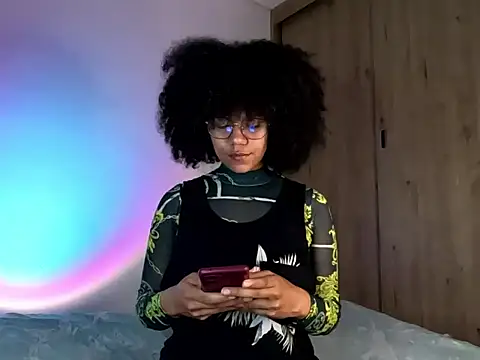 Ale xandra online show from April 3, 11:11 pm