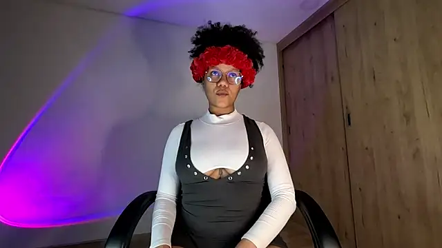 Snapshot of Ale_xandra chatting on July 5, 11:33 pm Ale xandra online show from July 5, 11:33 pm